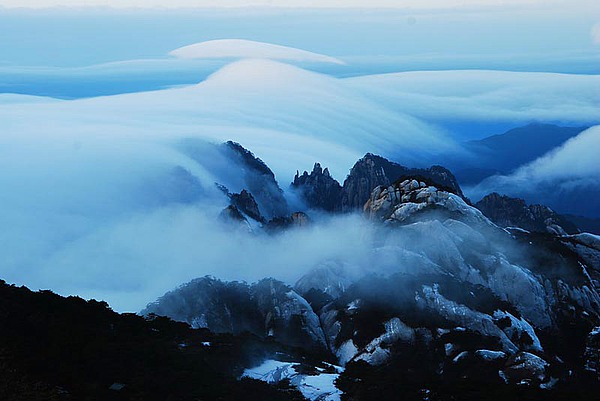 黃山風光甲天下  World Travel 世界旅遊