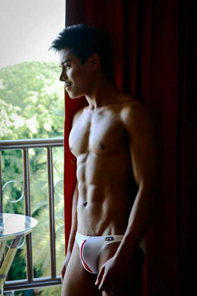   Sexy People 俊男美女  (严禁贴色情)