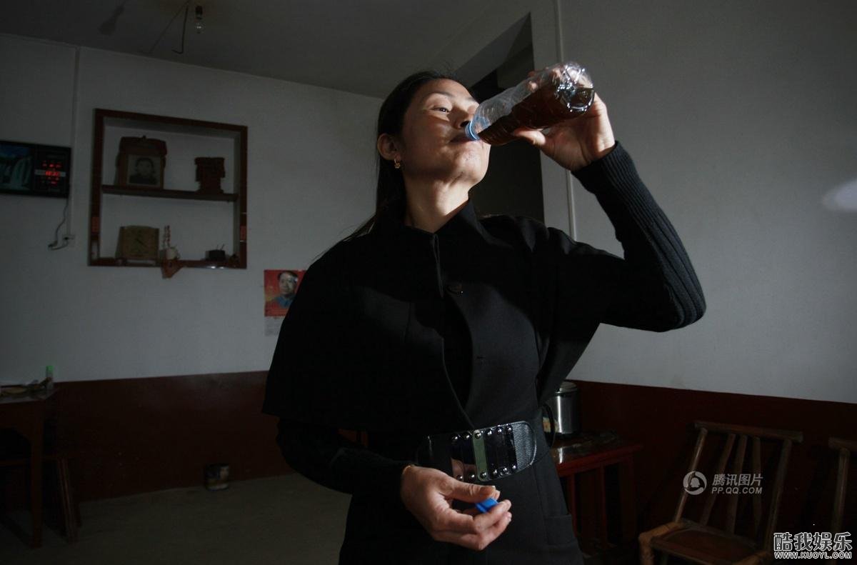 用牛羊糞便泡水喝治癌症  保健食療 + 內外全科