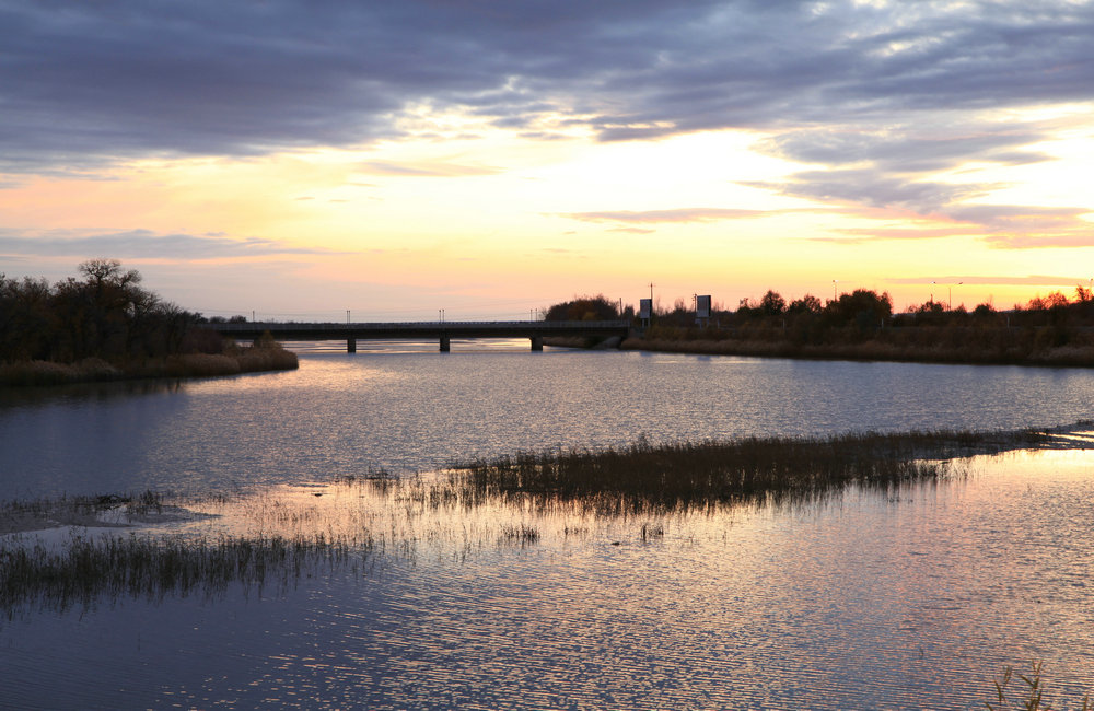 河溪水景擁抱清涼   Landscape 山水湖林