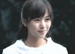   lovely - charming 可愛迷人