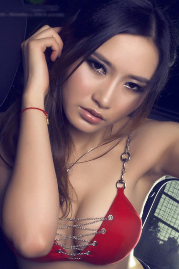   Sexy People 俊男美女  (严禁贴色情)