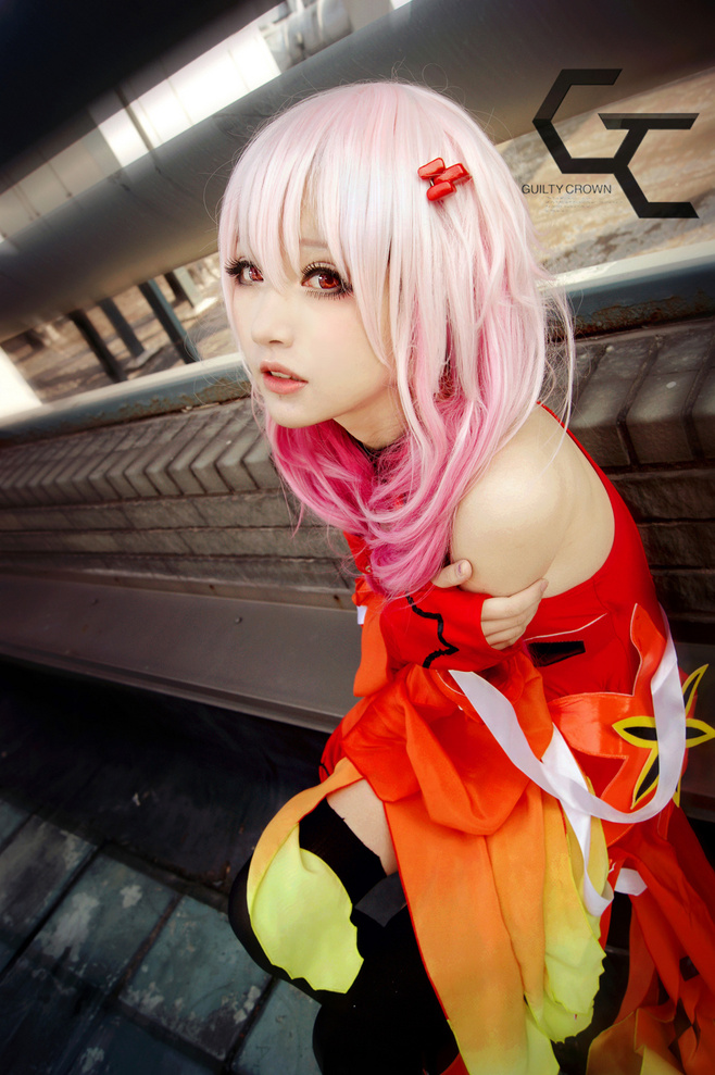   lovely - charming 可愛迷人