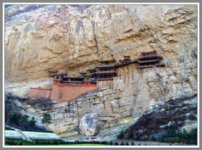 天上的寺院-屹立千年！  佛教