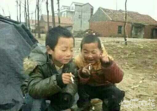 奶有煙味:   一天三笑 + 解悶處