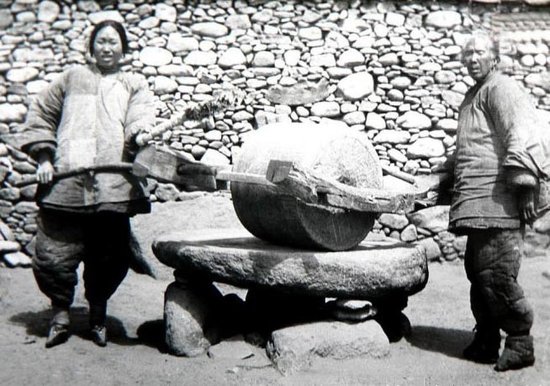 女性悲惨写真“三寸金莲”  歷史回顧