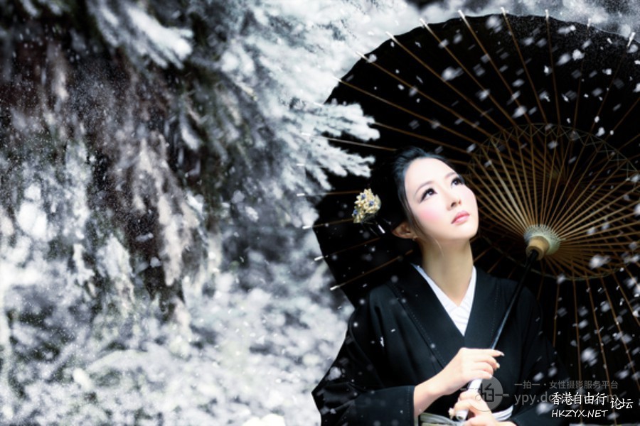   lovely - charming 可愛迷人