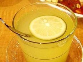 柠檬水可以祛斑美容  美容護理