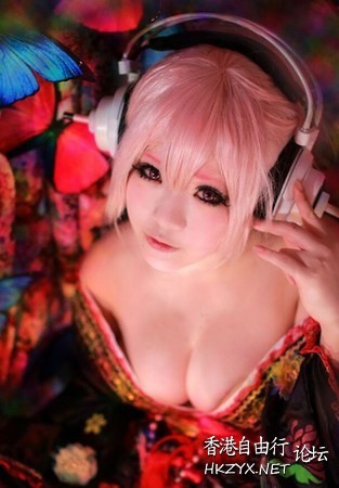 半露肉彈櫻花妹  lovely - charming 可愛迷人