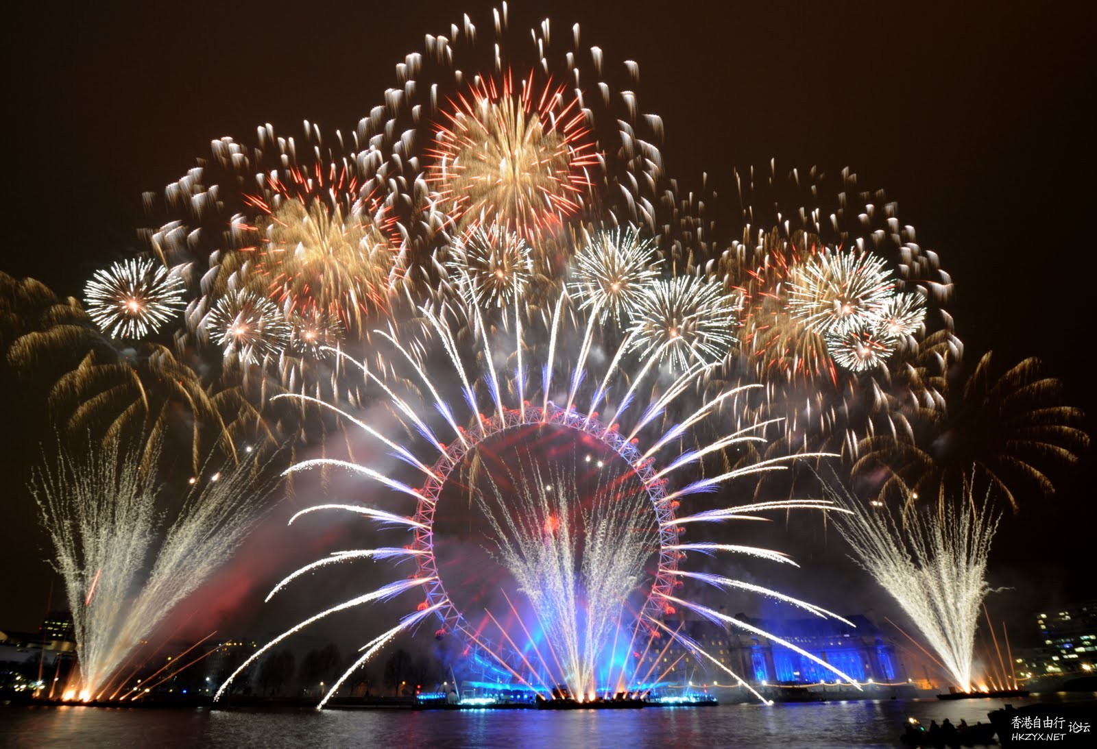   Fireworks 烟花