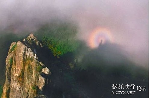 不解之谜！庐山佛灯自燃  佛教