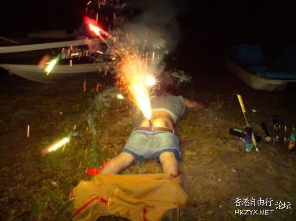    一天三笑 + 解悶處