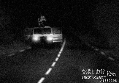 公路「白袍鬼」一企一瞓  超自然 + 恐饰