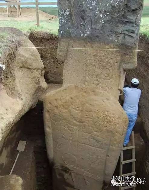 复活岛巨人头像下面..!!  歷史回顧