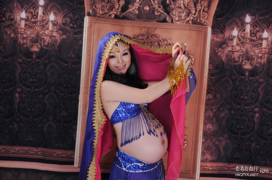 孕婦留影甜美一刻  媽媽 + 寶寶