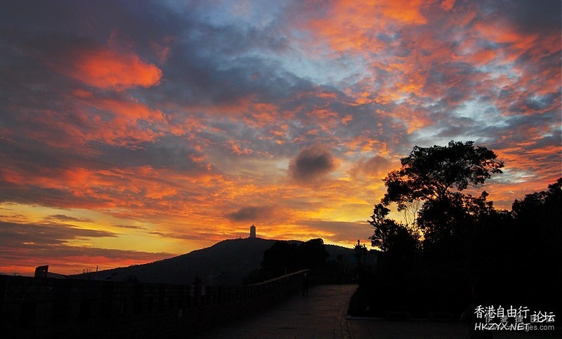 難忘的夕陽  Gallery 畫廊天地