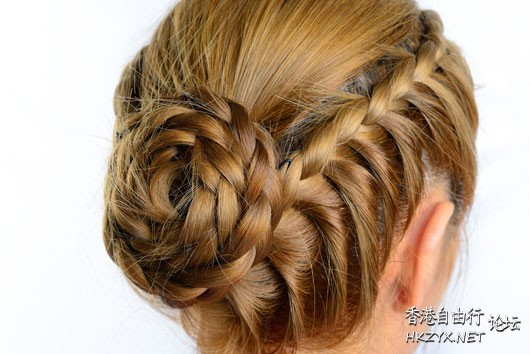   Updos training 晚裝教室