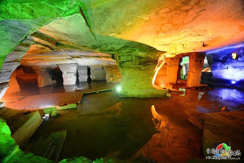 花山谜窟风景区  ChinaTravel 中國觀光景點