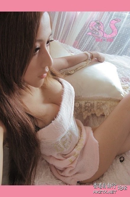 最美的中国女性乳房标准  吹水咖啡室