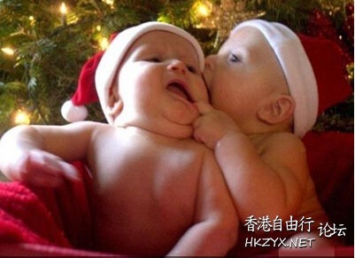 喂个鸡可真不容易  Funny Baby