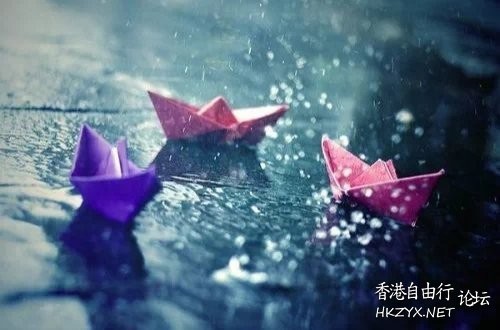   男人吹水亭