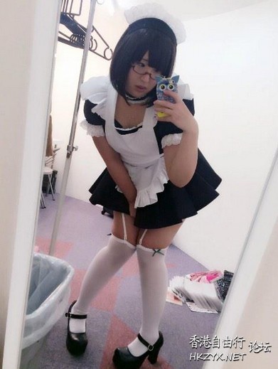   lovely - charming 可愛迷人