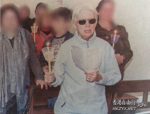 與夫吵架賭氣 跳海追遊輪  世界奇闻