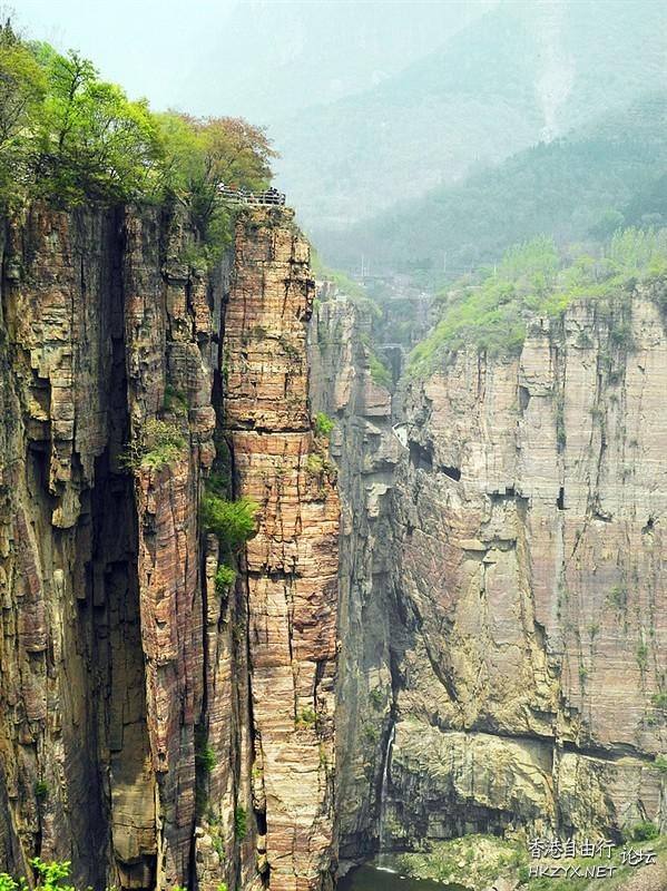世界上最危险的村庄  World Travel 世界旅遊
