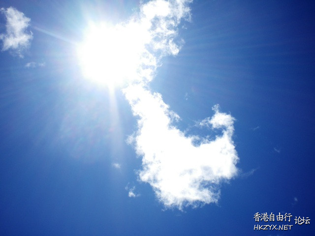 願有更多的晴天給你  笑談人生 + 午夜私語
