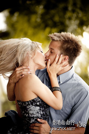 a first kiss—a story.  English Forum + Adult sexstories