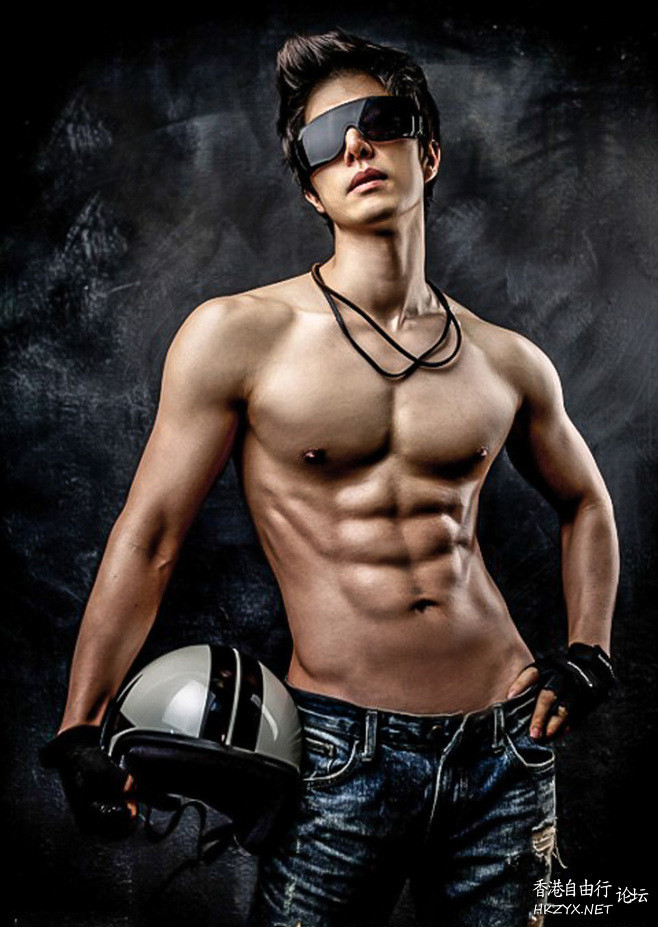   世界俊男鬥 Man
