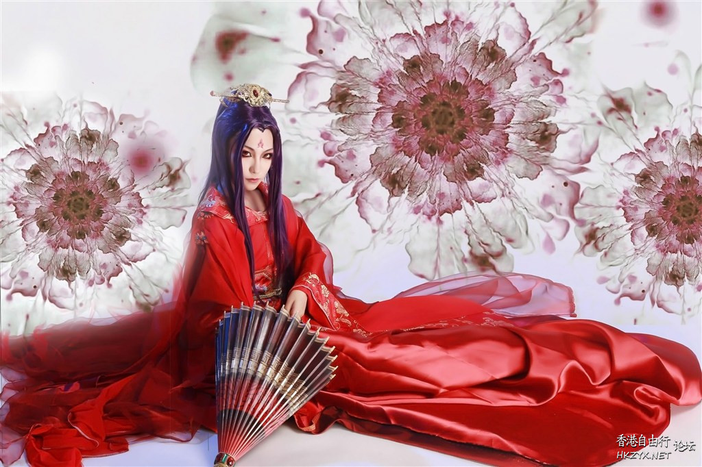   lovely - charming 可愛迷人