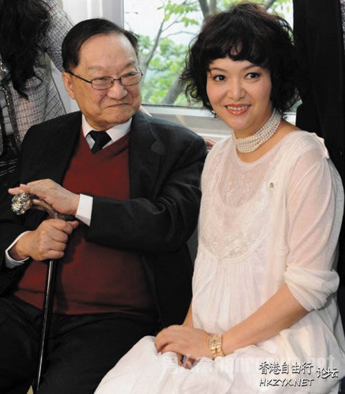 金庸經歷三段婚姻一暗戀  笑談人生 + 午夜私語