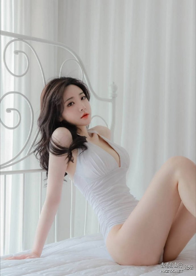 美艳动人 sweat  lovely - charming 可愛迷人