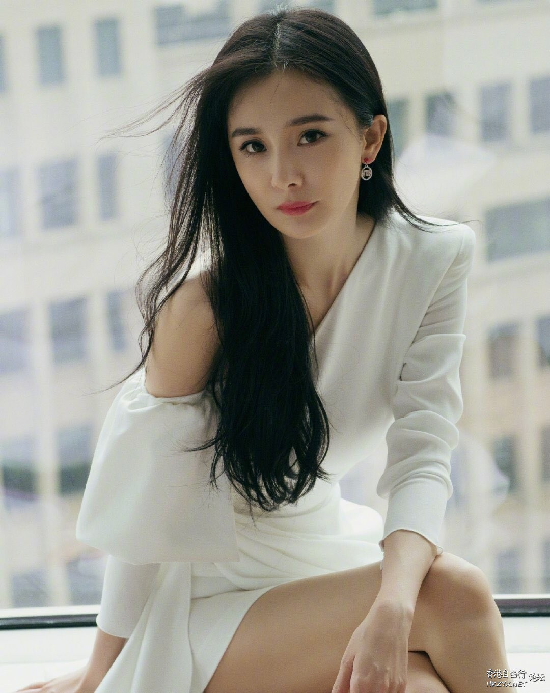 女星楊冪樣靚身材正  娛楽新闻